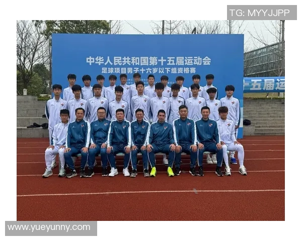 全运会精彩回顾成都足球队默契配合展现团队精神与竞技水平