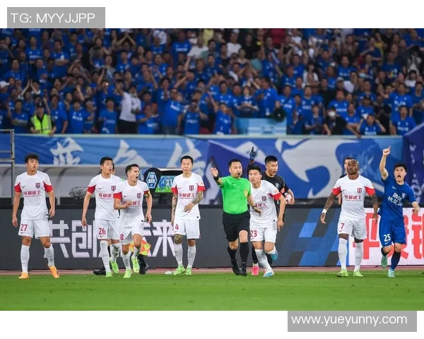 成都足球队耐力改革引发热议探讨球队未来发展新方向