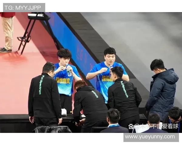 西安乒乓球队配合引发热议球员间默契与争议的深度剖析 西安乒乓球队配合引发热议球员间默契与争议的深度剖析